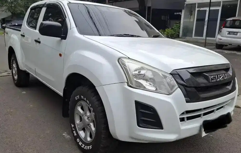 Isuzu Dmax tahun 2021 double cabin