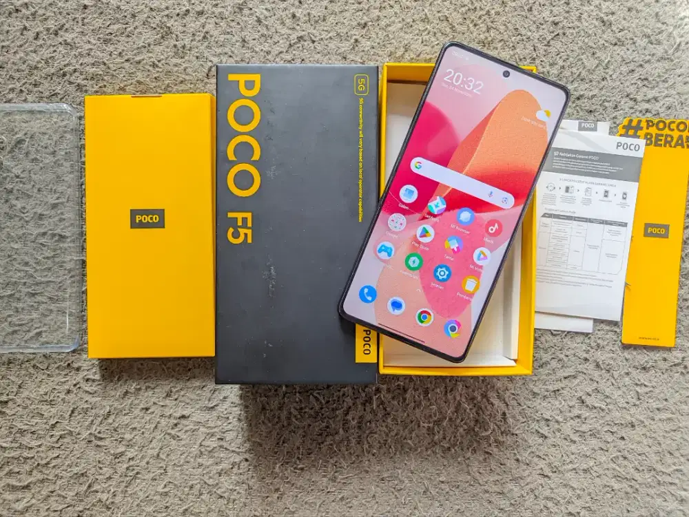 Poco  F5 12/256gb