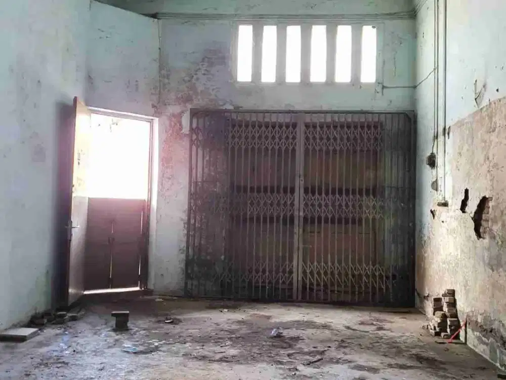 Ruko Mainroad sangat Strategis harga dibawah NJOP