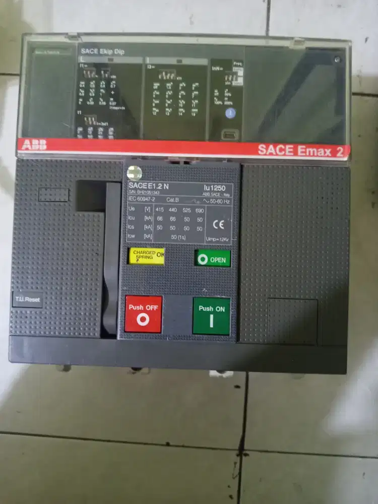 Mccb/breaker sace emax 1250a abb