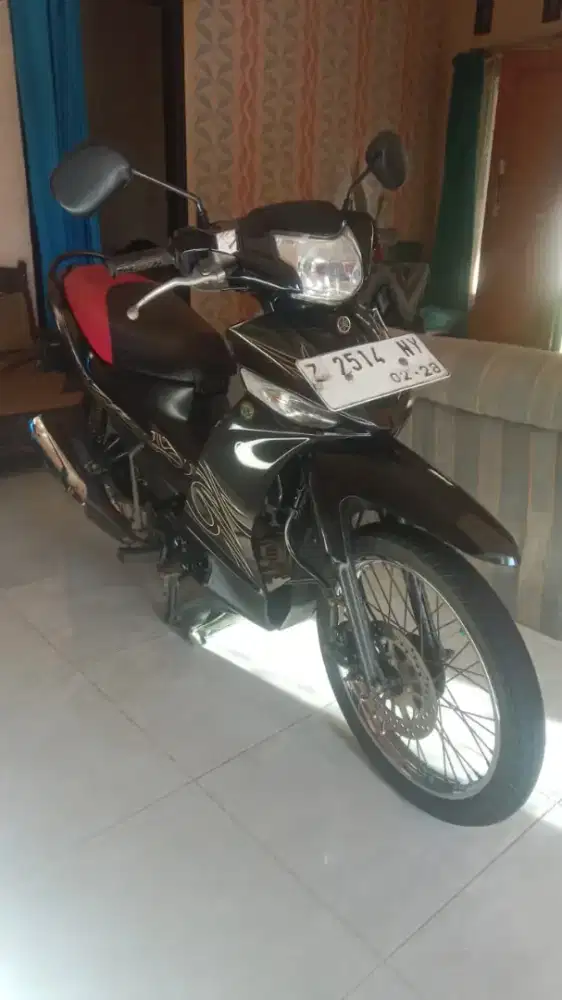 Jual motor yamaha vega ZR