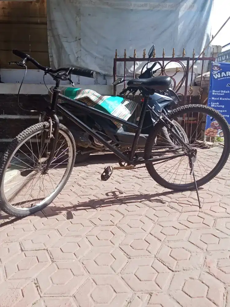 Di jual sepeda ukuran besar