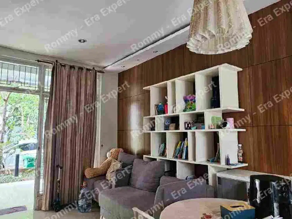 Rumah 2 lantai modern siap huni lokasi dalam cluster Metland Menteng Cakung Jakarta Timur