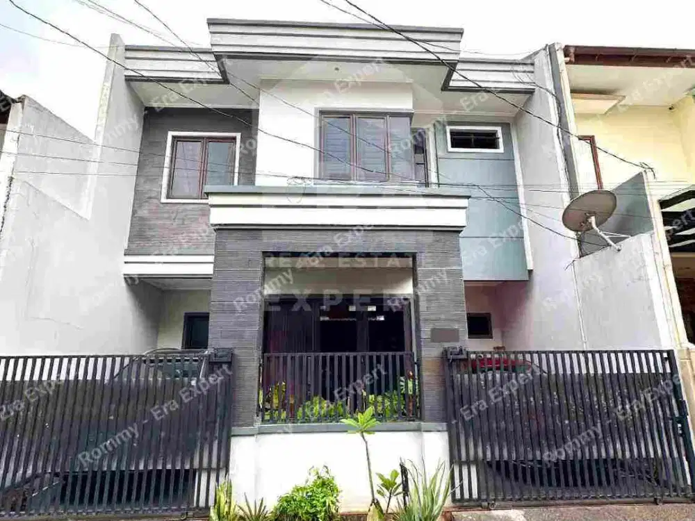 Rumah 2 Lantai Modern Siap Huni Lokasi Premium dekat Tol di Jakarta Timur