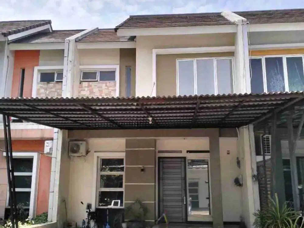Dijual Rumah 2 Lantai Dalam Cluster Lokasi Dekat Gerbang Tol dan MRT di Jakarta Timur