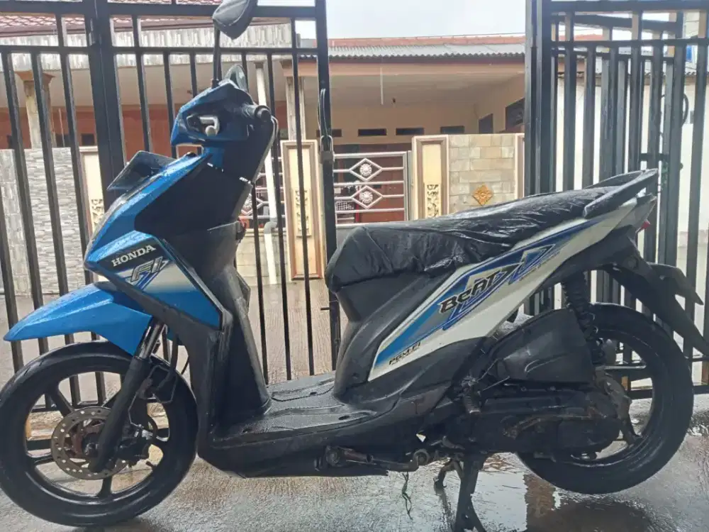 Honda Beat fi 2012 B Depok mesin halus surat lengkap