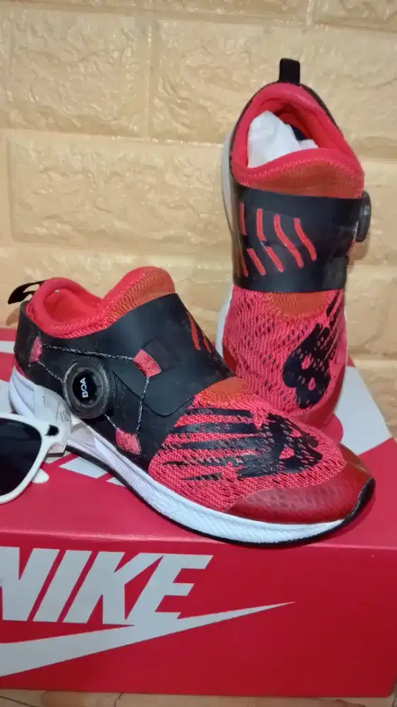 Jual Sepatu New Balance Likenew