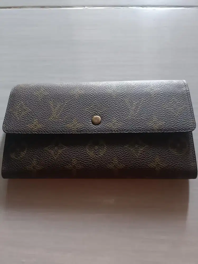 Dompet preloved Merk LV