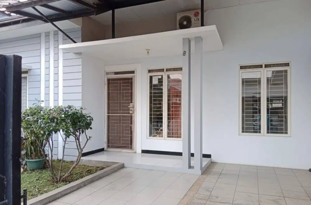Dijual Rumah Cantik di Taman Holis Indah Bandung