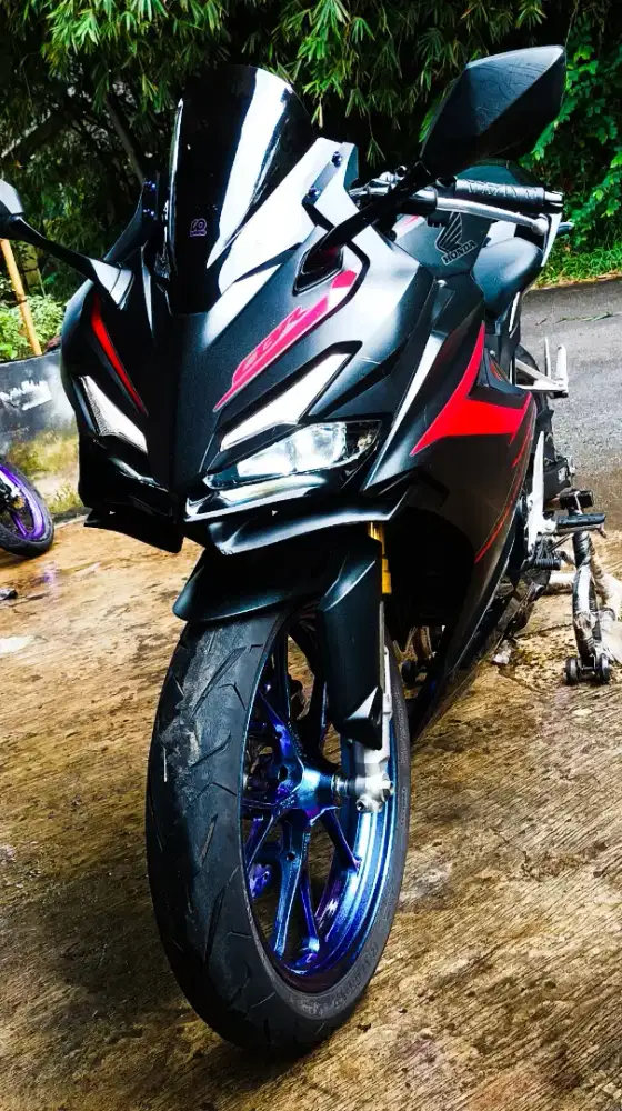 CBR 150R th. 2022 Antik low KM full ori luar dlm