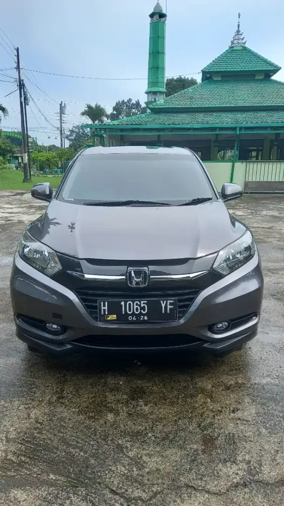 HONDA HRV TYPE E MATIK 2016 TGN PERTAMA DARI BARU 177,5 JT NEGO