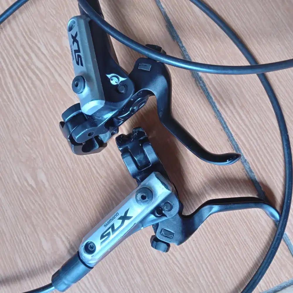 Rem Sepeda Brakeset Shimano SLX BR-M675