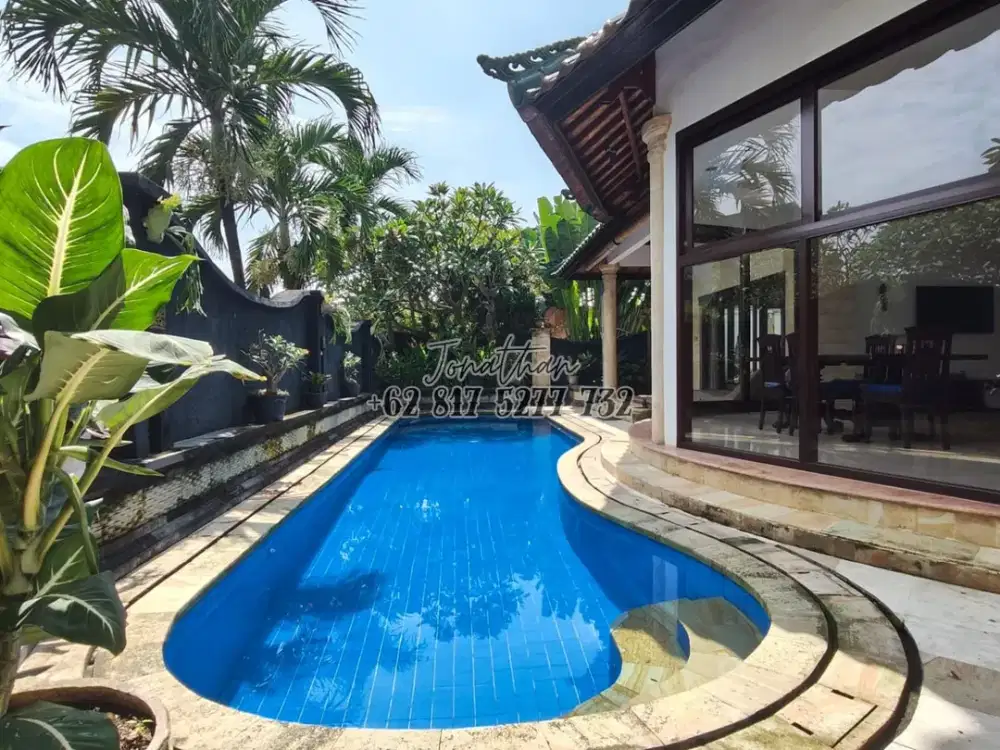 Dijual Villa 3 Kamar Tidur Freehold 50 Meter ke Pantai Keramas Gianyar Bali - VSDS
