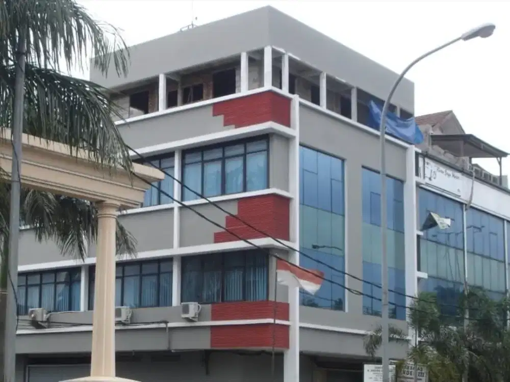 Dijual Ruko 3.5lantai dengan letak strategis di Buaran Jakarta Timur