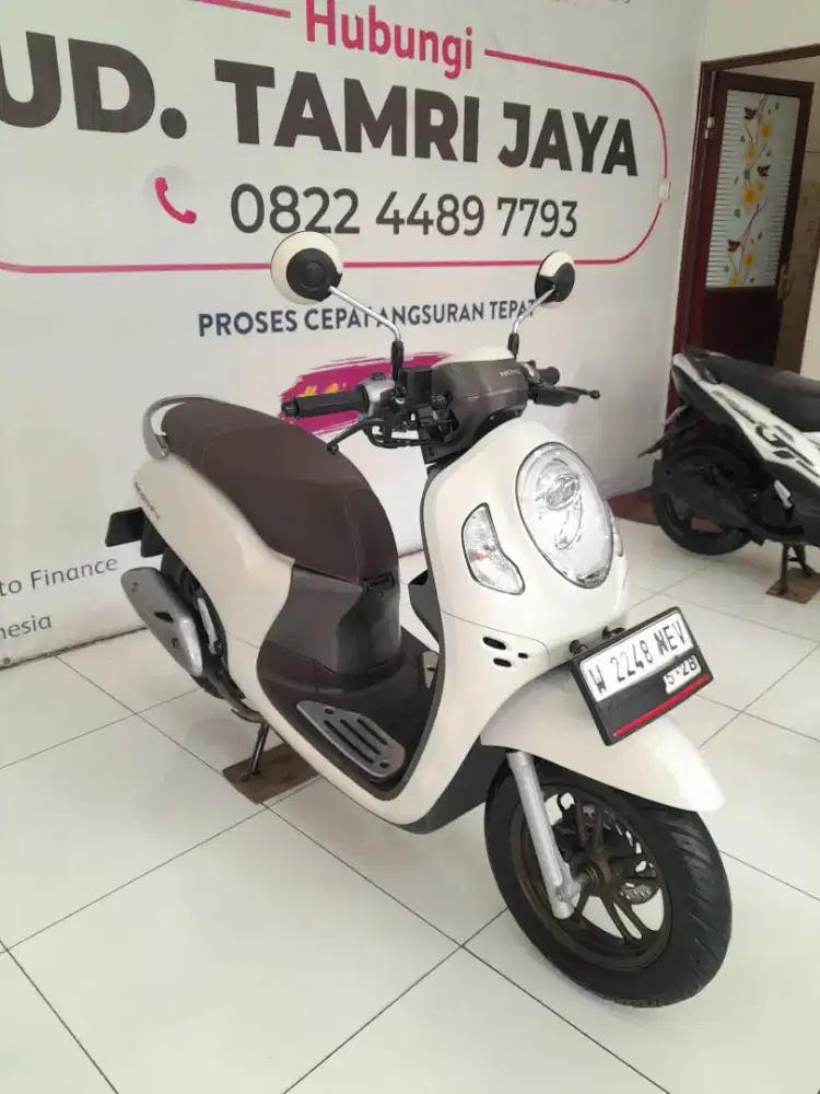ISTIMEWAH HONDA SCOOPY PRESTIGE 2023