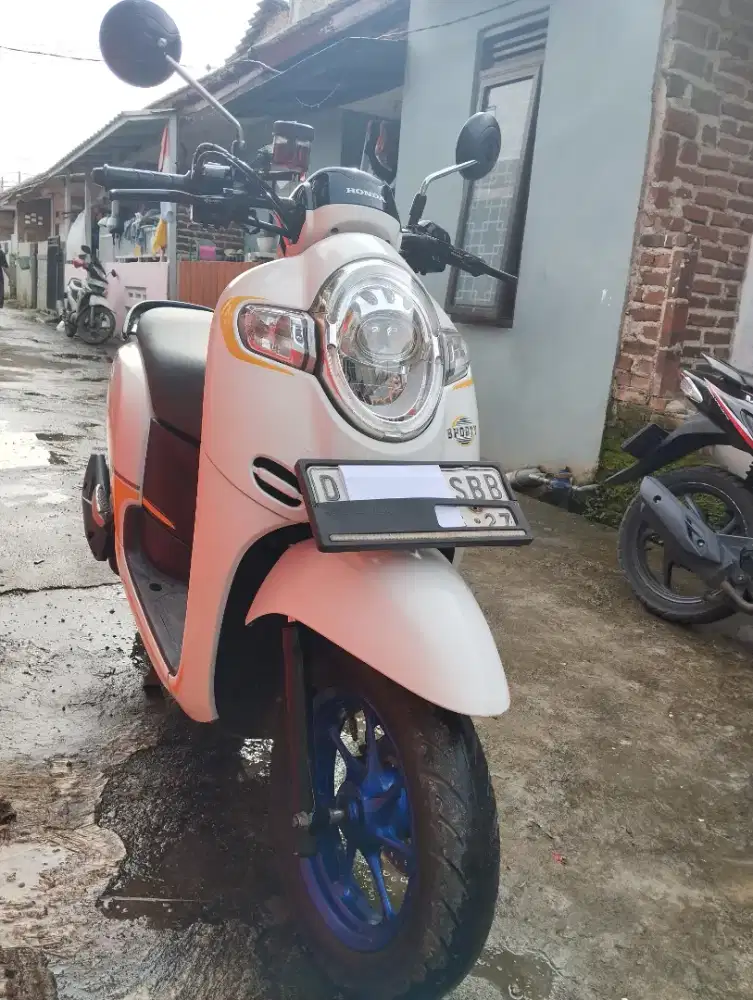 Honda scoopy 2017