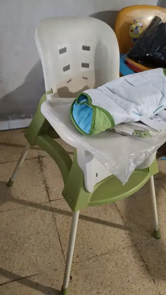 Baby high chair Fisher Price
