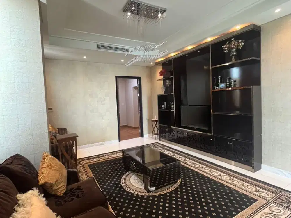 Apartemen Disewakan di The Peak at Sudirman