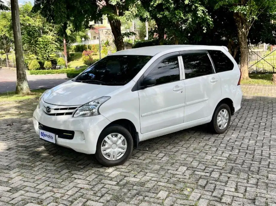 DAIHATSU XENIA 1.3 X STD MANUAL 2014