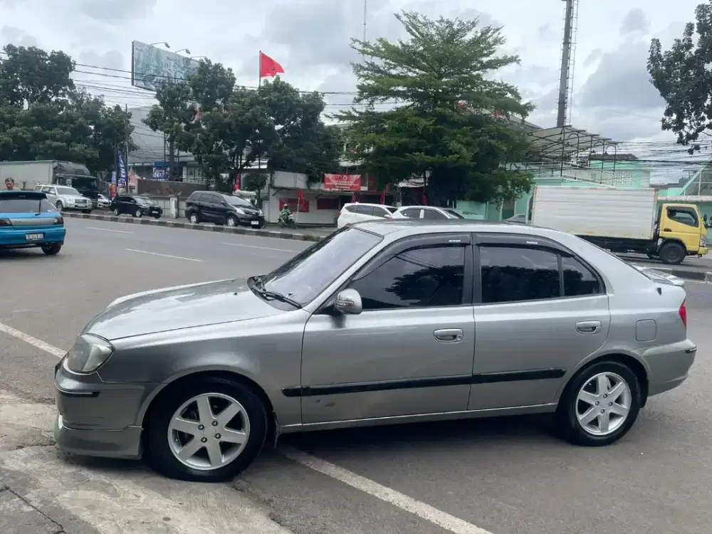 HYUNDAI AVEGA GX 1.5 MANUAL 2012
