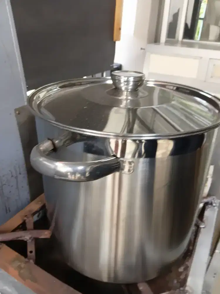 Panci tinggi stenlis