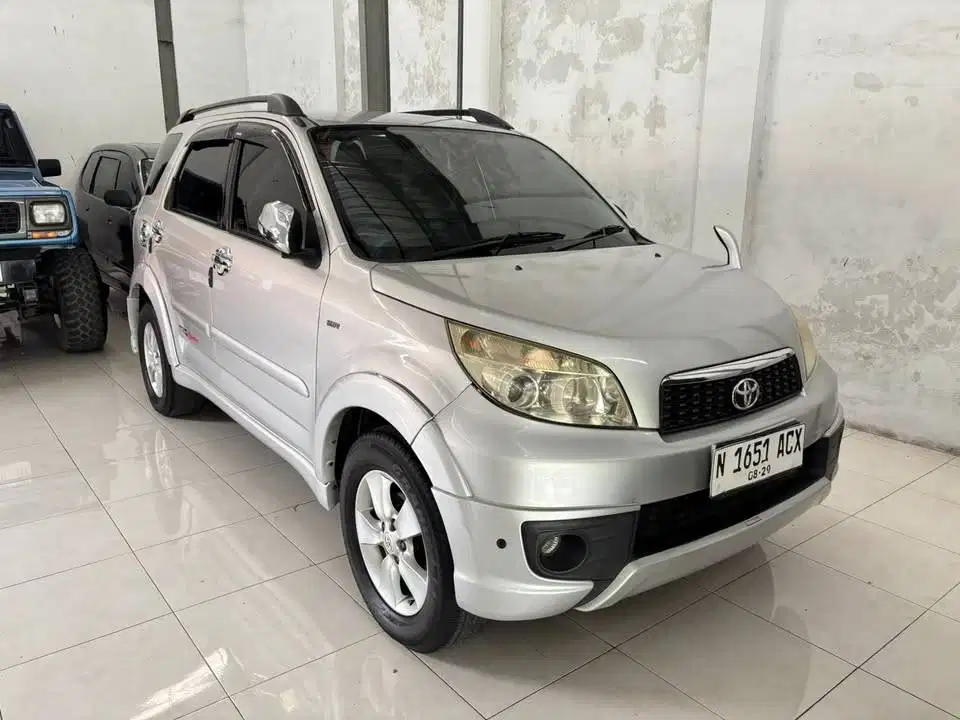 2013 Toyota rush TRD Plat N yon mobil bekas sekoto kediri jatim