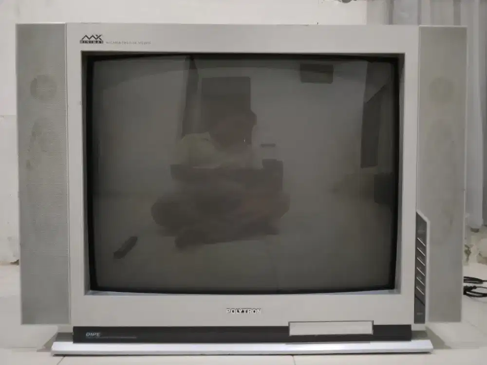 Jual santai boss ku Tv Rasa bigband Polytron 29 inci mulus