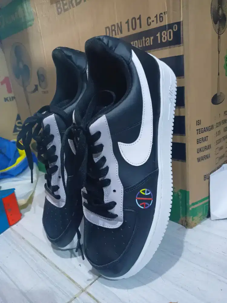 Sepatu pria/wanita nike