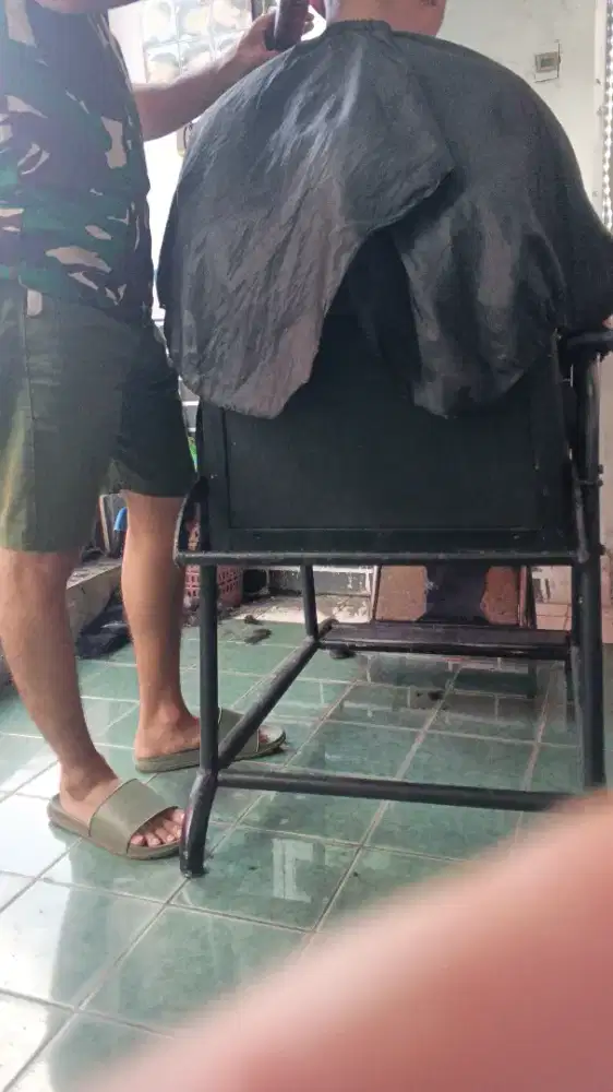 Loker i pngkas rambut