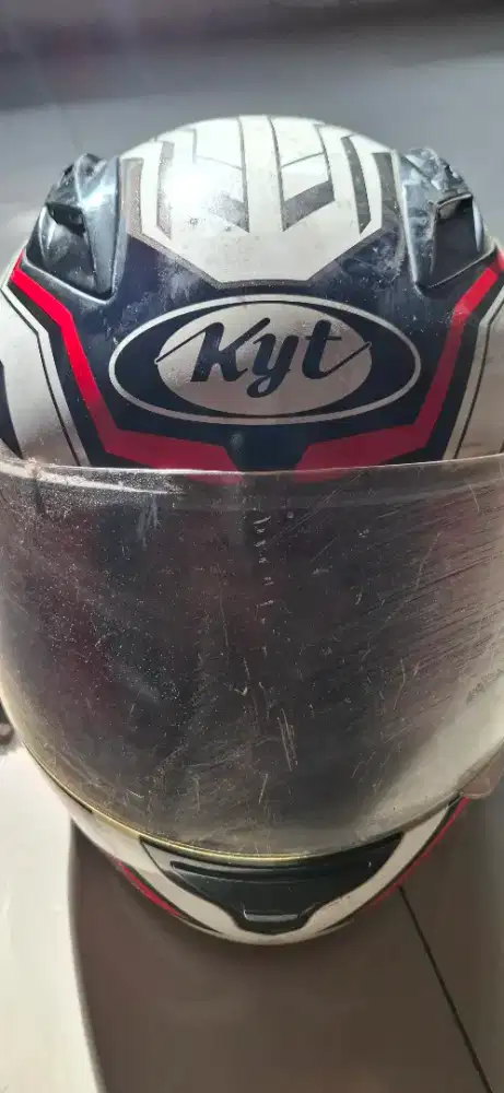 Helm KYT Full Face