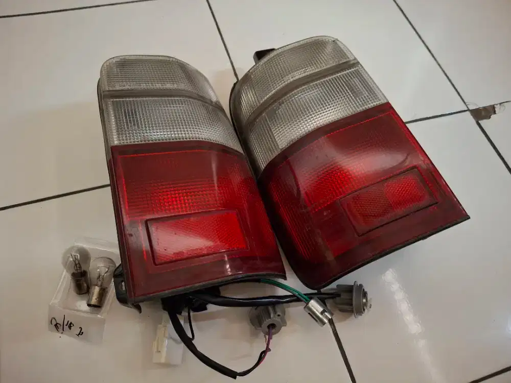 Stoplamp kijang kapsul(LGX)