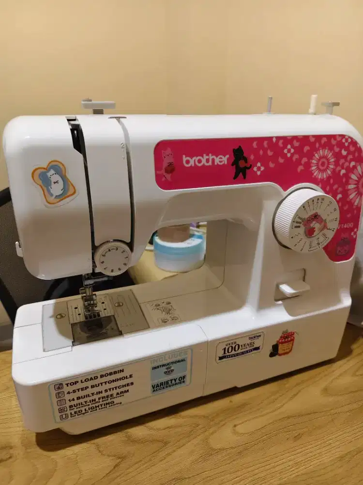 Mesin Jahit Portable Brother JV1400 second