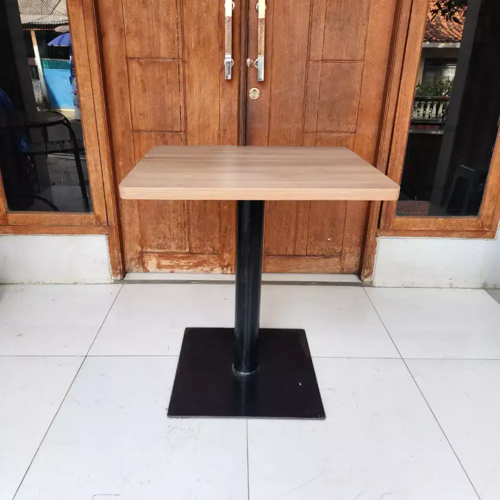 Meja ex Cafe - Meja ex Resto M2