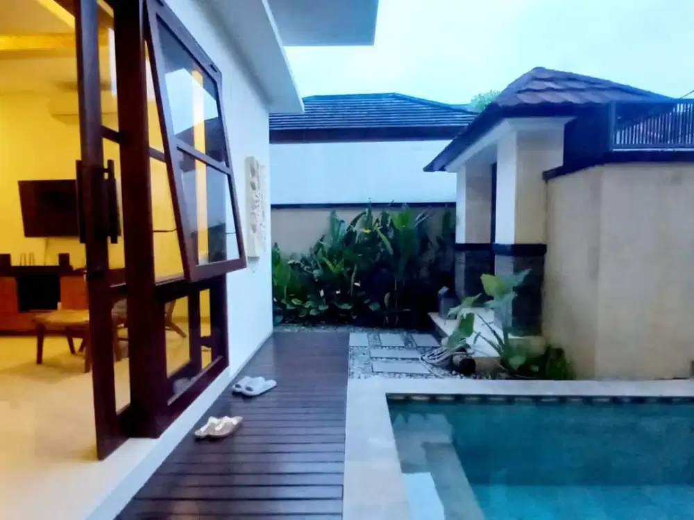 Villa Hak Milik 3 Kamar Tidur Dijual di Canggu