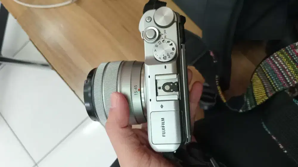 FUJI FILM X-A5 VLOGGER