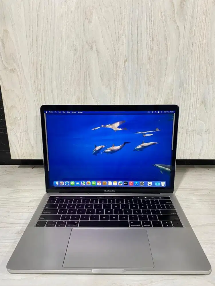 Macbook Pro 2019 Intel Core i5 13inc RAM 8gb SSD 256gb