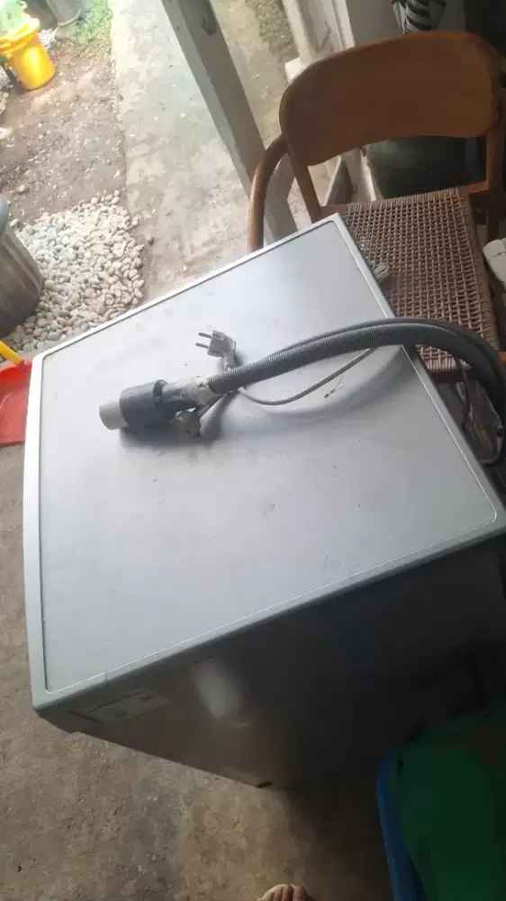 Modena Mesin Cuci Piring