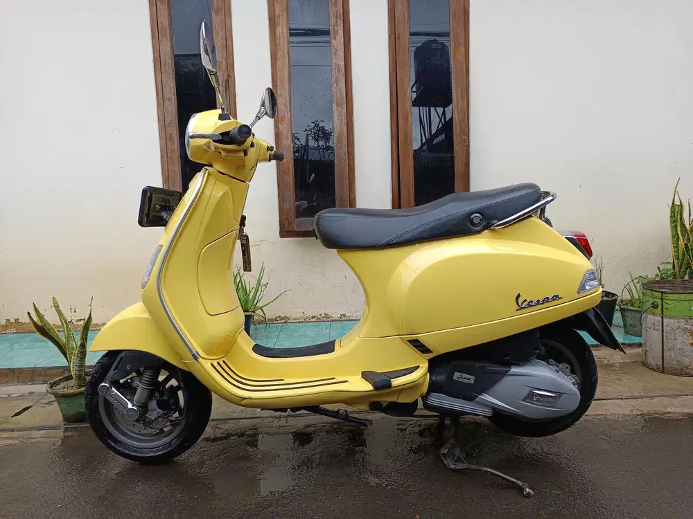 PIAGGIO vespa LX 125 i-get 2021 lengkap orisinil