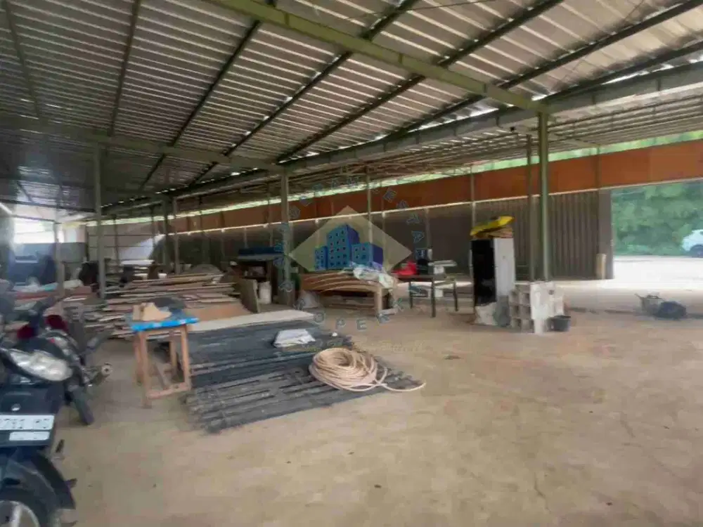 Disewakan gudang murah di jl Tapos Tigaraksa Tangerang