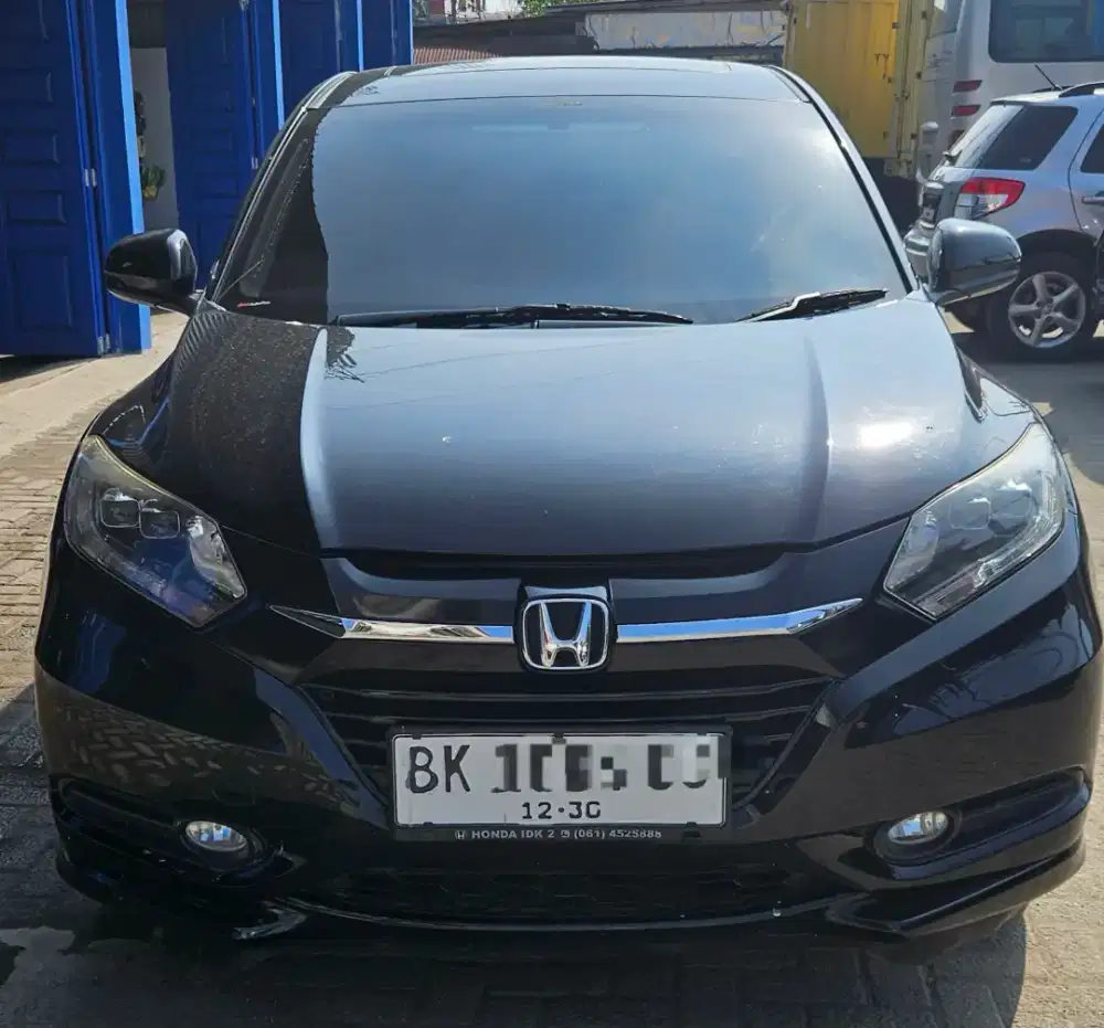 HRV 1.8 matic prestige 2018 Hitam