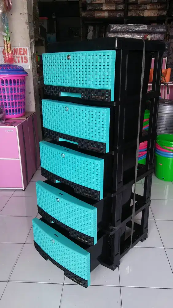 lemari plastik SCD 5