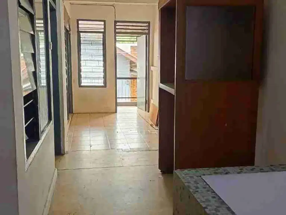 2 Lantai Rumah Rawamangun Jakarta Bebas Banjir