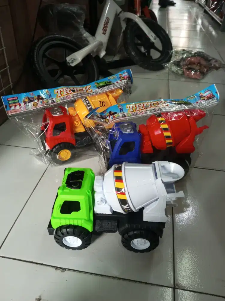 Mainan Anak Truk molen
