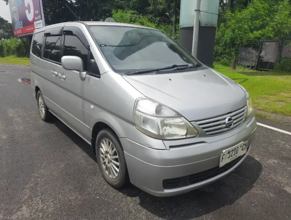 Nissan Serena 2010 matic siap mudik gaes