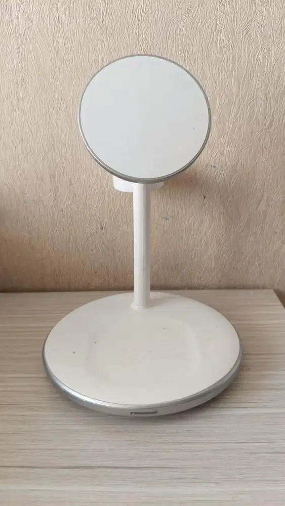 3 in 1 Magnetic Wireless Charging Stand for Iphone, Airpods, Iwatch