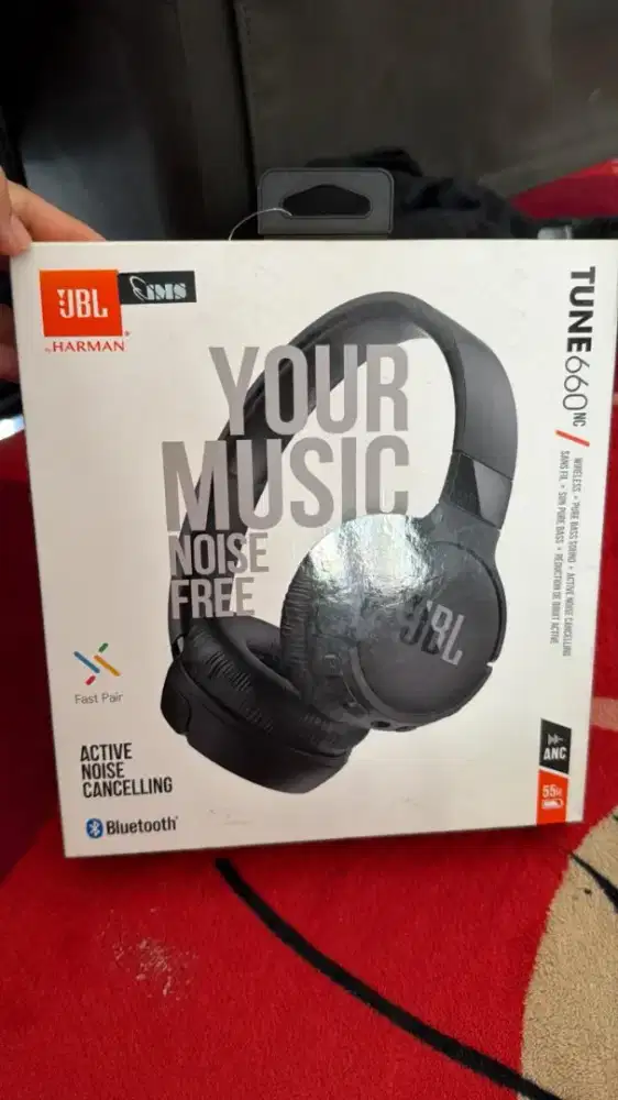Headphone JBL TUNE 660NC