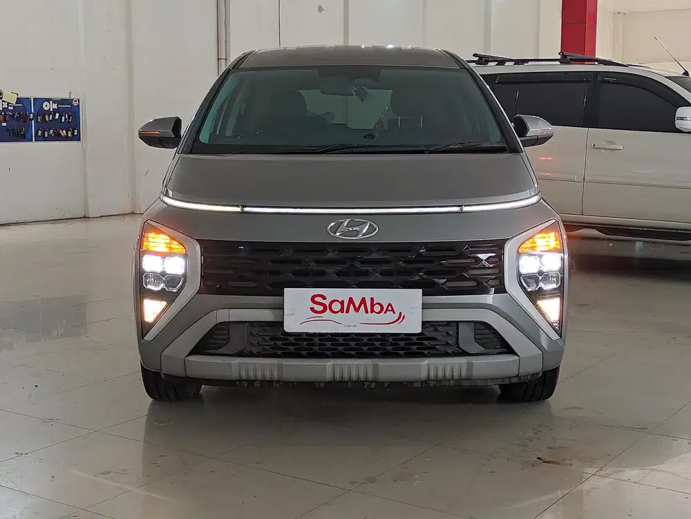 HYUNDAI STARGAZER PRIME IVT AT CAPTAIN SEAT 2023 KM LOW