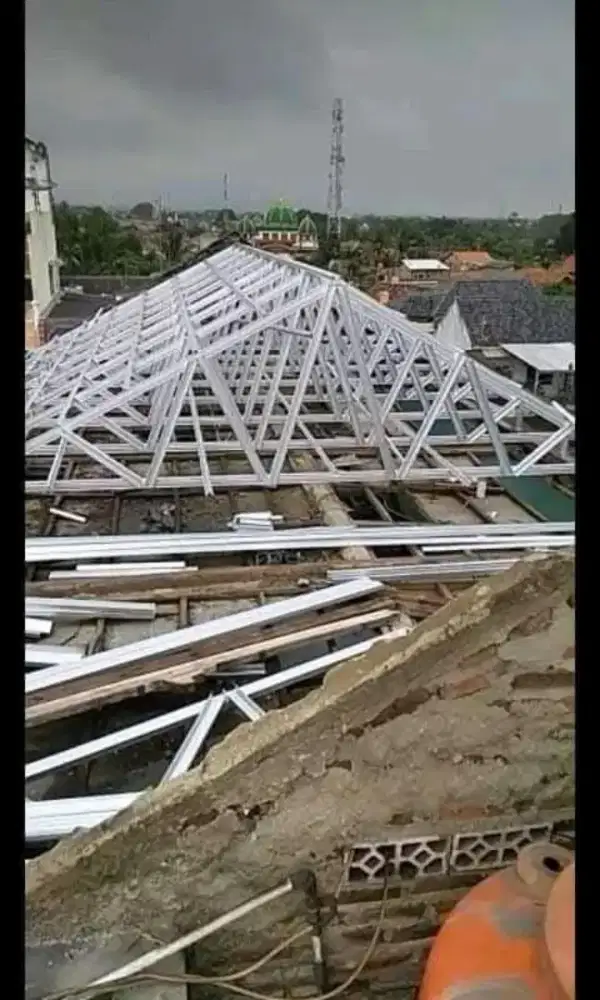 Jasa pasang rangka atap baja ringan taso murah dan berkualitas