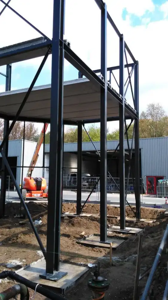 Kontruksi baja / Konstruksi WF / kontruksi rumah / konstruksi gudang