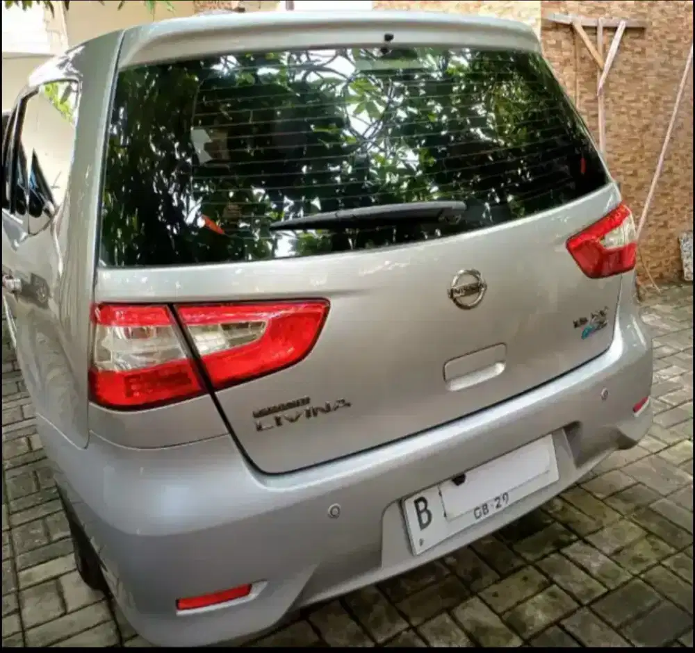 Nissan Grand Livina 1.5 XV matik 2014 new model tipe lengkap sgt mulus